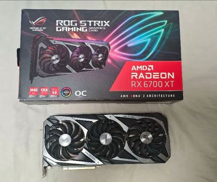グラフィックボード・グラボ・ビデオカード ASUS ROG Strix Radeon RX 6700 XT OC