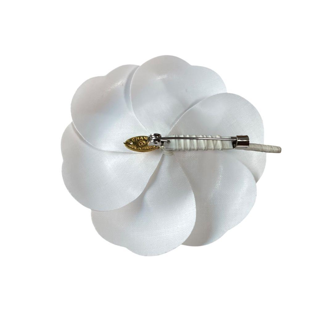 未使用級✨CHANEL シャネル カメリア ブローチ コサージュ フラワー 白