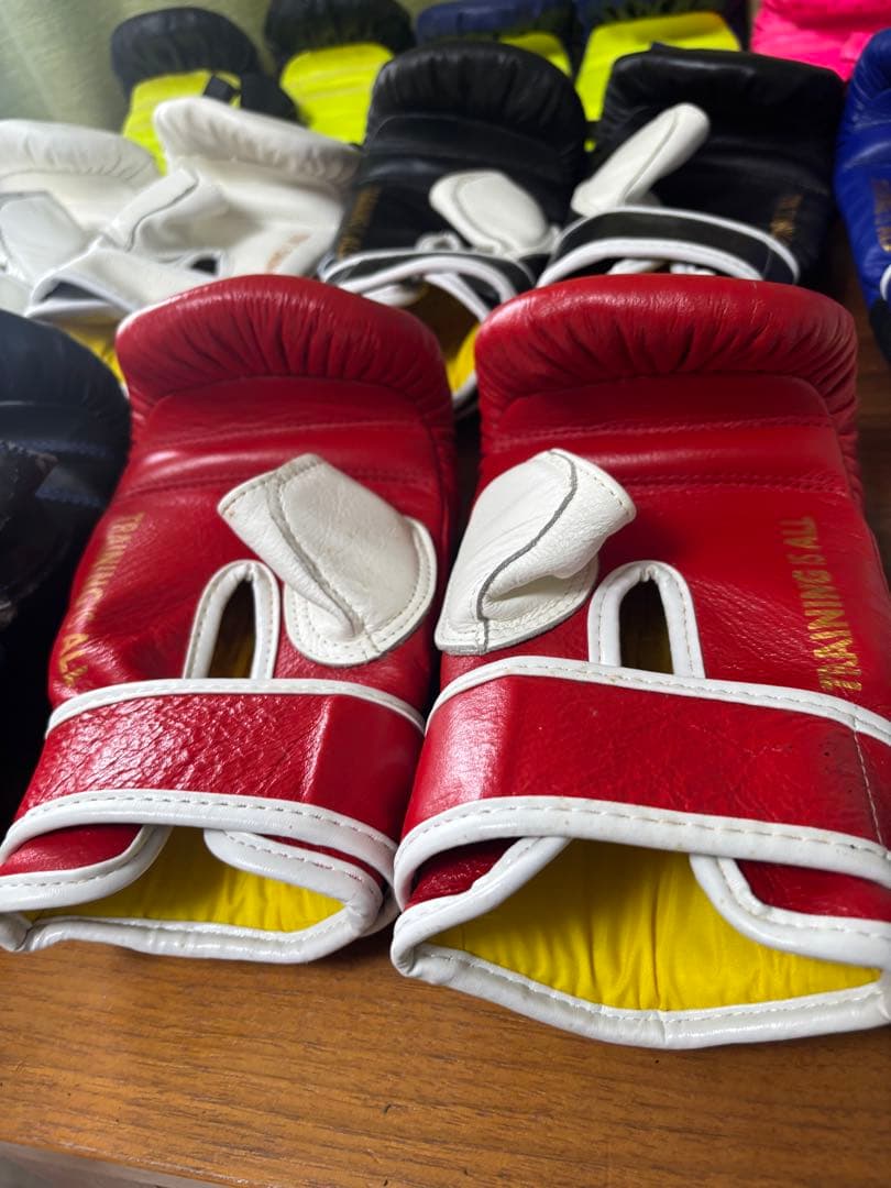 12個セット　BODYMAKER ボディメイカー　ボクシンググローブ