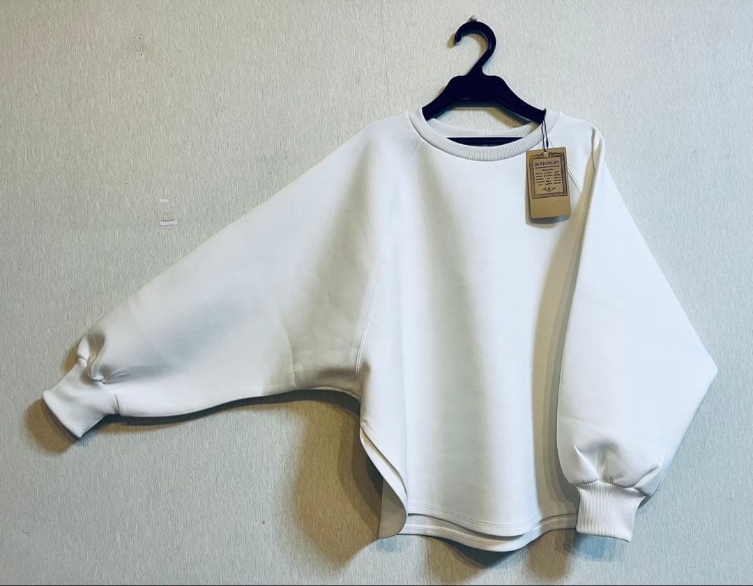 ダンボールサークルプルオーバー