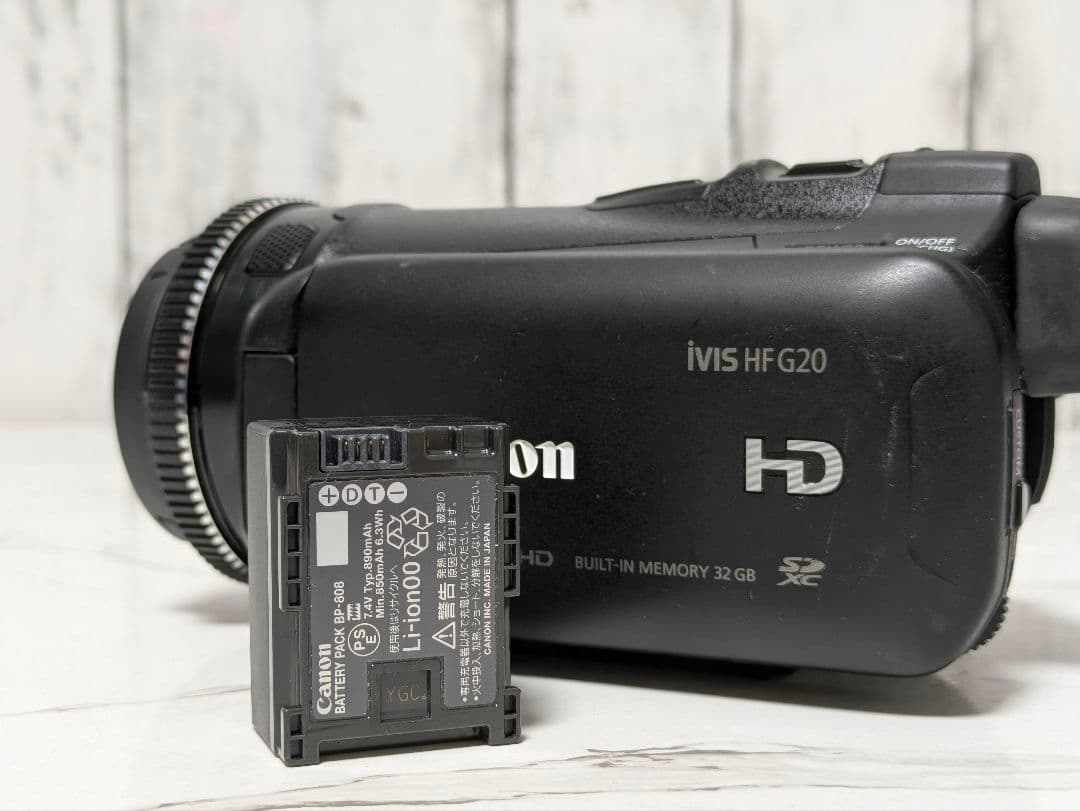 Canon　iVIS HF G20