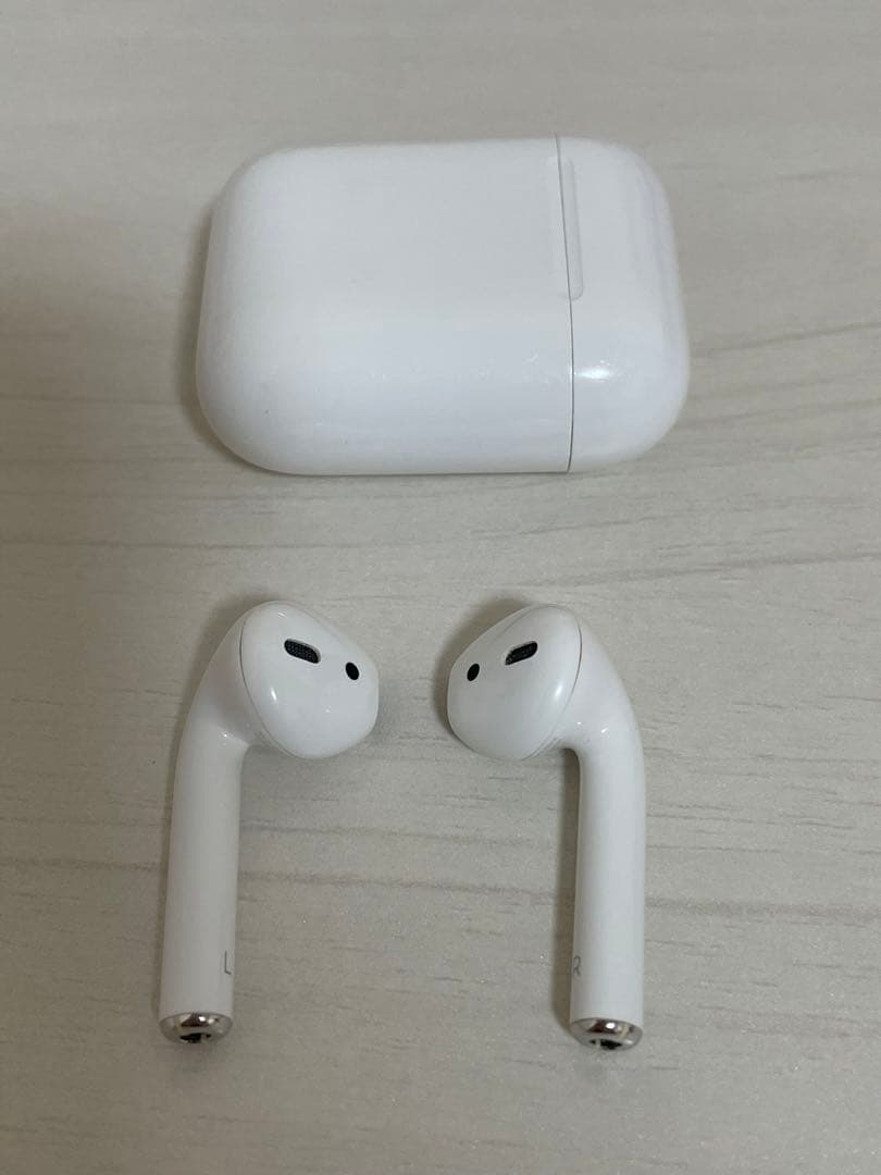 【ジャンク品】AirPods(右のみ)