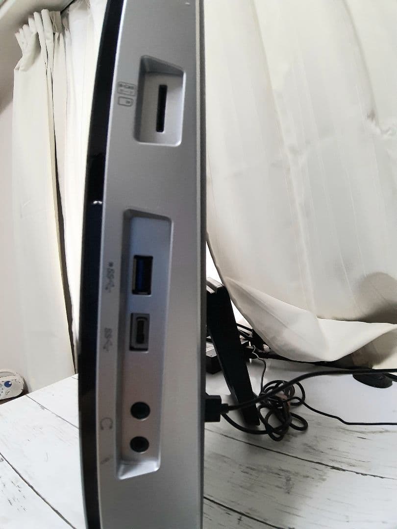 FUJITSU　FMVF77XDB　ESPRIMO FH77/XD win10