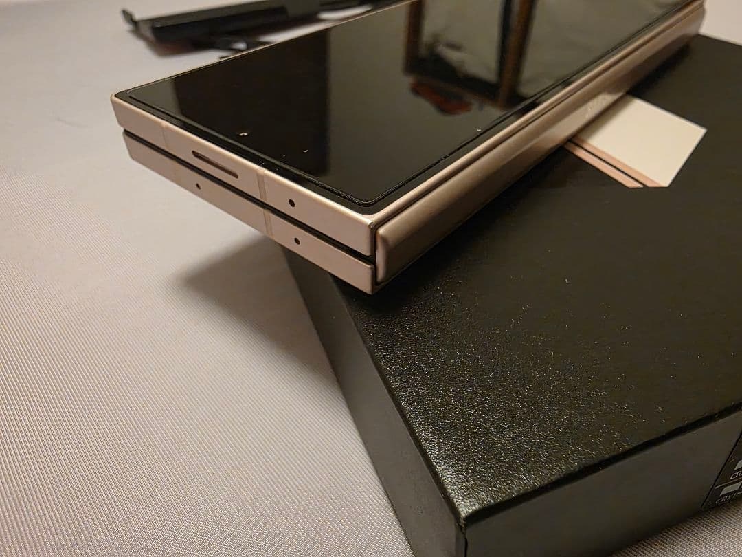 Galaxy Z Fold6 512 ピンク ケース３個付き Sペン有り