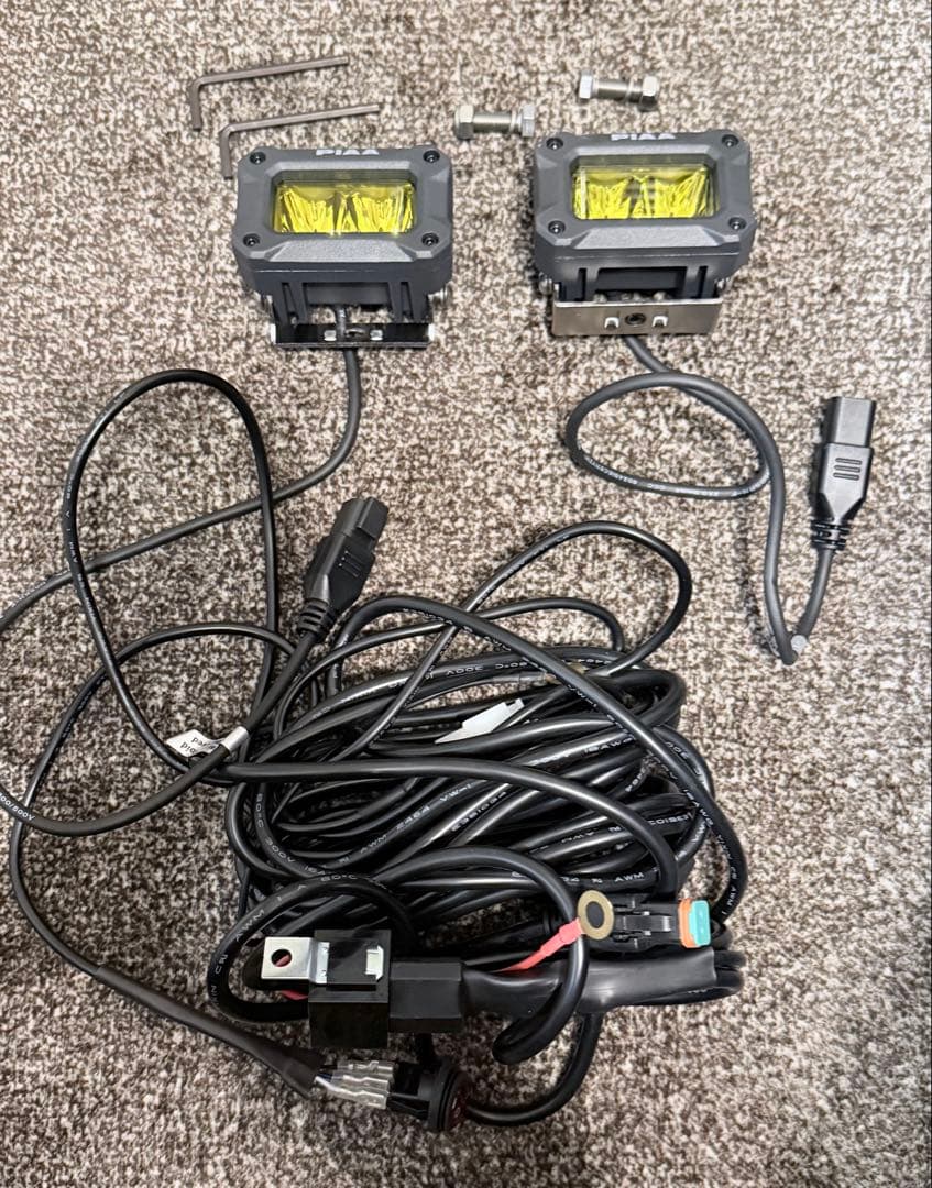 PIAA LED イオンイエロー 2000 SPOT配光 2個入 DKCL204