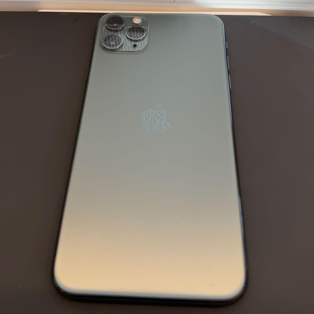 【良品】iPhone 11 Pro Max 256 GB SIMフリー