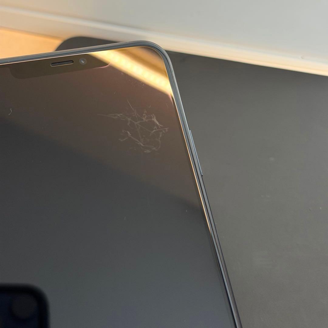 【良品】iPhone 11 Pro Max 256 GB SIMフリー