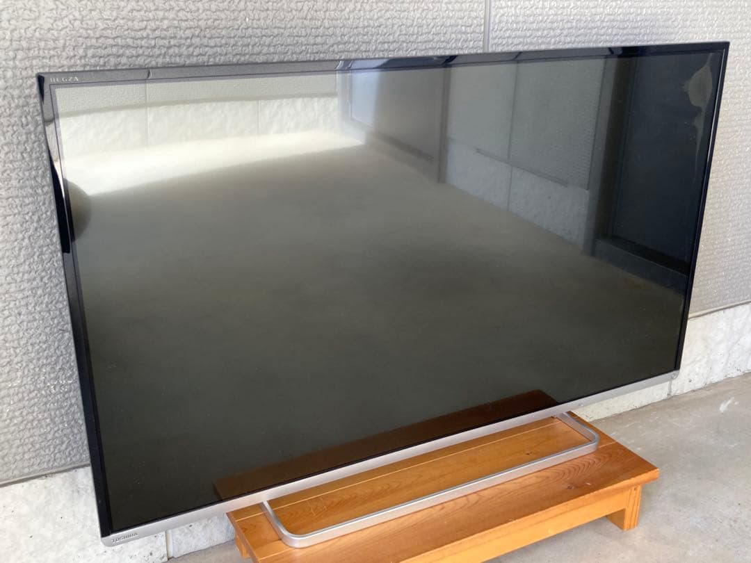 東芝 REGZA 42J8 インテリジェンス高画質レグザ 42インチ 部品取りに