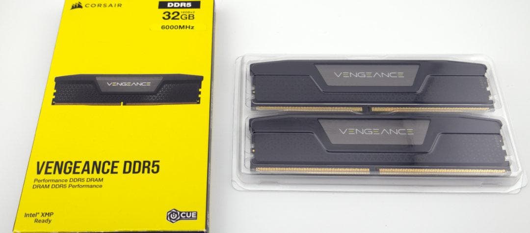 CORSAIR VENGEANCE DDR532GB(16GB×2) 動作確認済