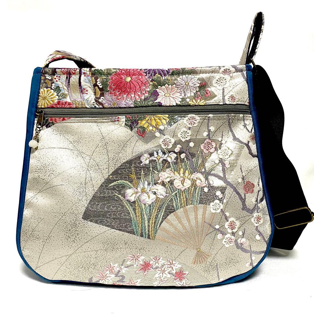 366 帯リメイク　華やかな孔雀のふっくらショルダーバッグ　匿名配送