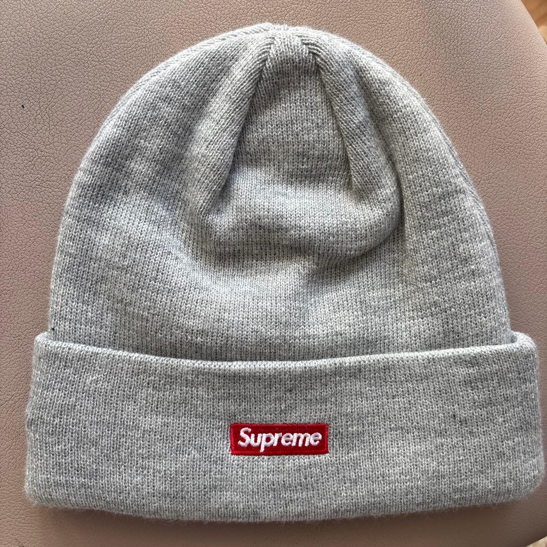 3*s様 Supreme ニット帽 グレー　ツノ