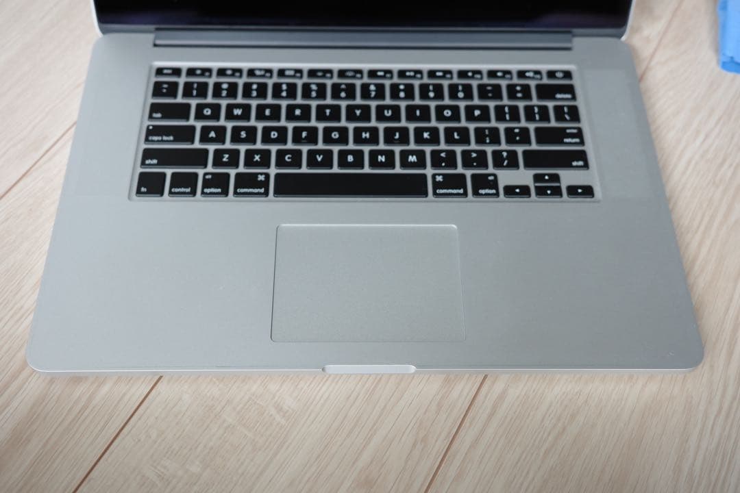 【Apple】MacBookPro 15インチ【動作確認済・箱付】