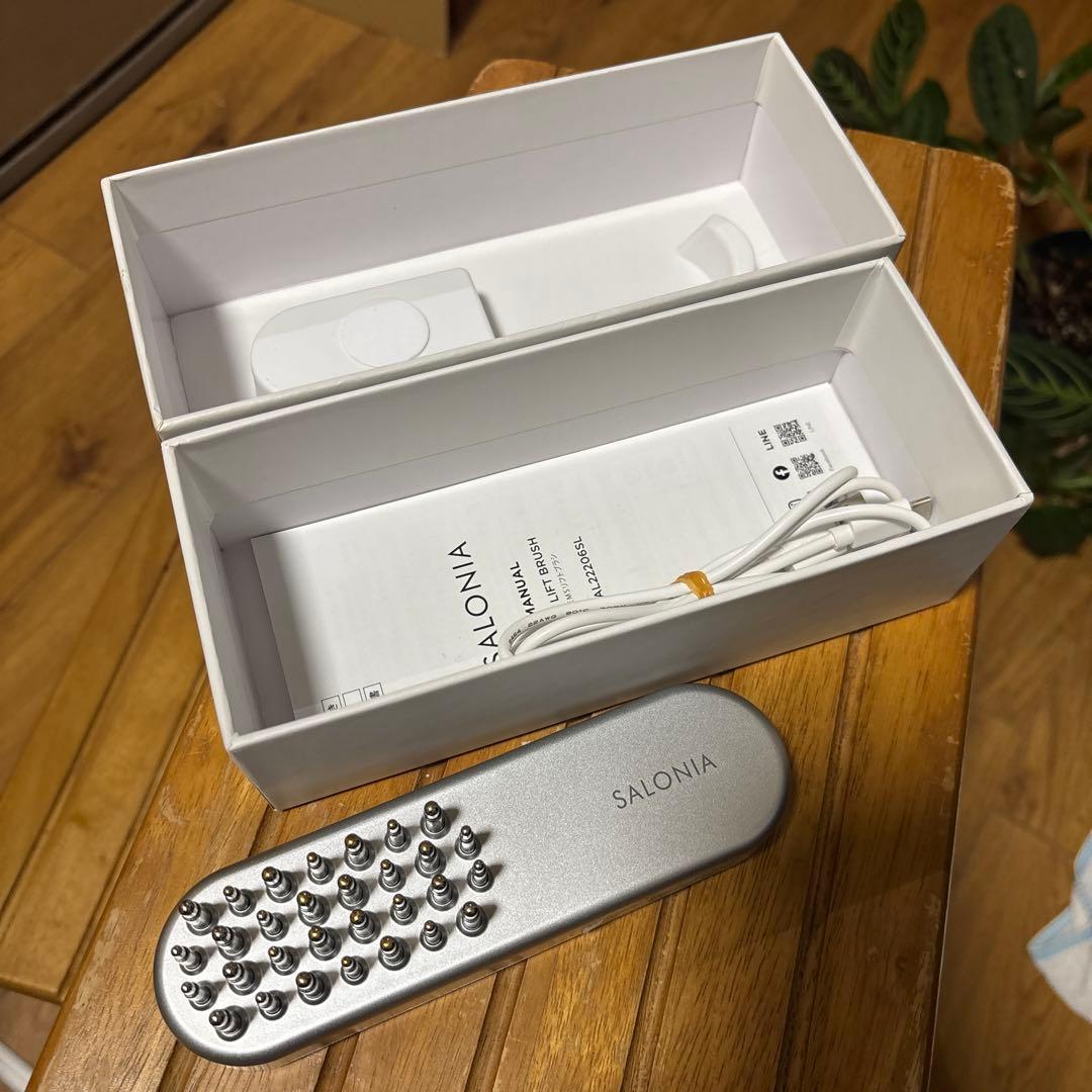 SALONIA EMS Lift Brush シルバー