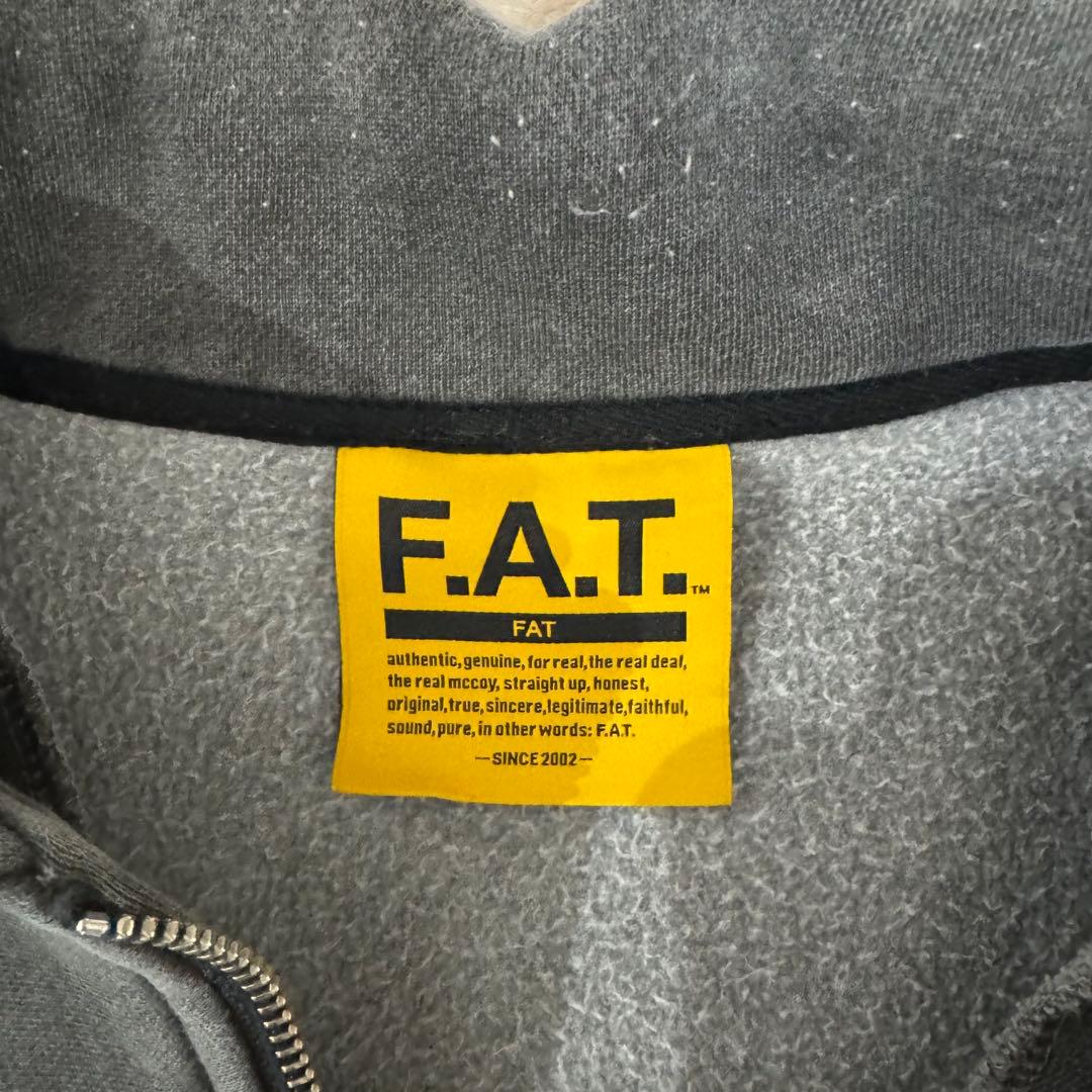 F.A.T. ハーフジップ トレーナー