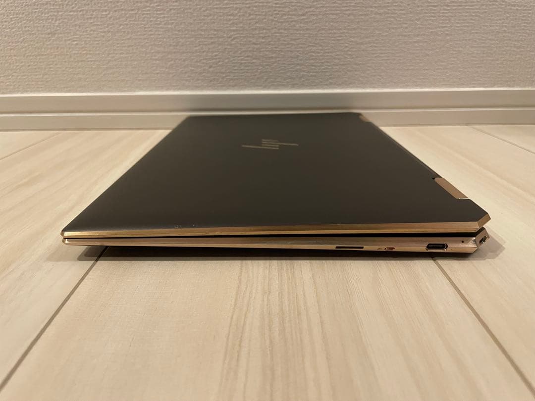 HP Spectre x360 i7 10世代 1TB Office