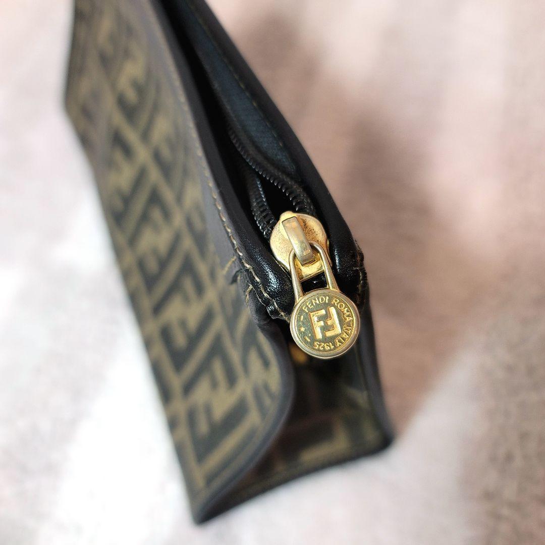 【美品】FENDI ポーチ ズッカ キャンバス ブラウン セカンドバッグ レザー