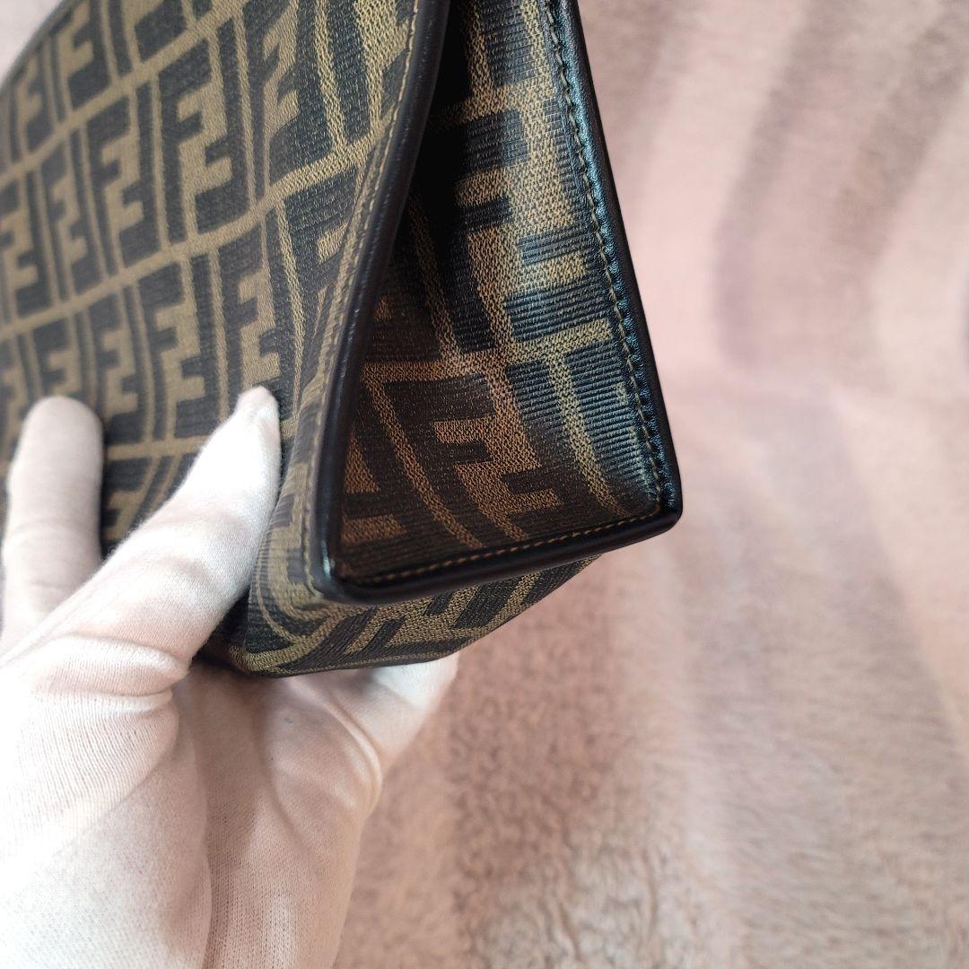 【美品】FENDI ポーチ ズッカ キャンバス ブラウン セカンドバッグ レザー