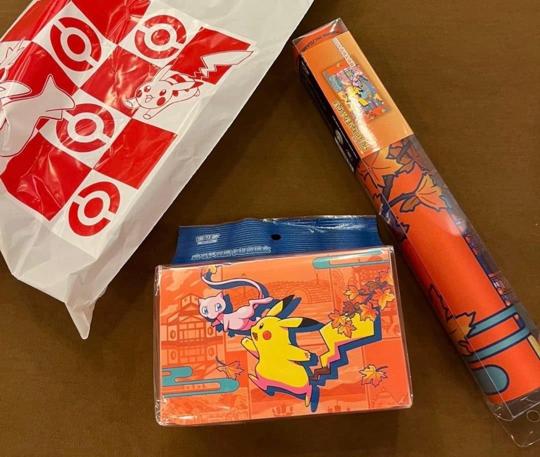 【ポケカ中国限定】2024蘇州 デッキケース プレイマットセット