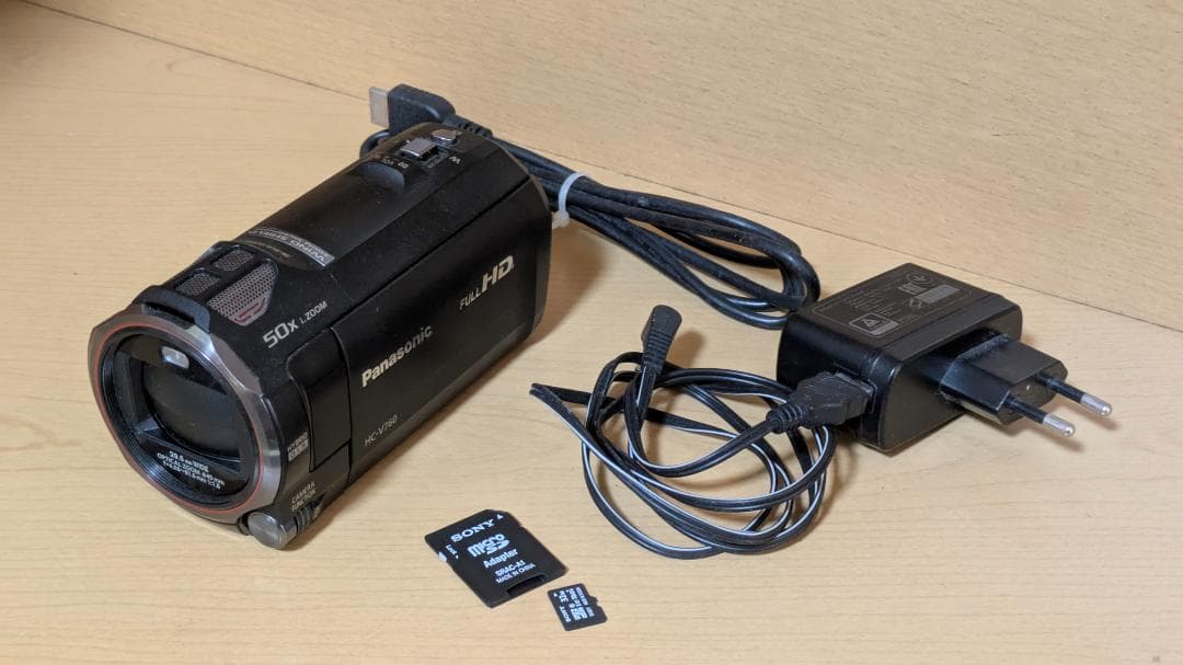 Panasonic HC-V760 ビデオカメラ（多言語・日本語なし）