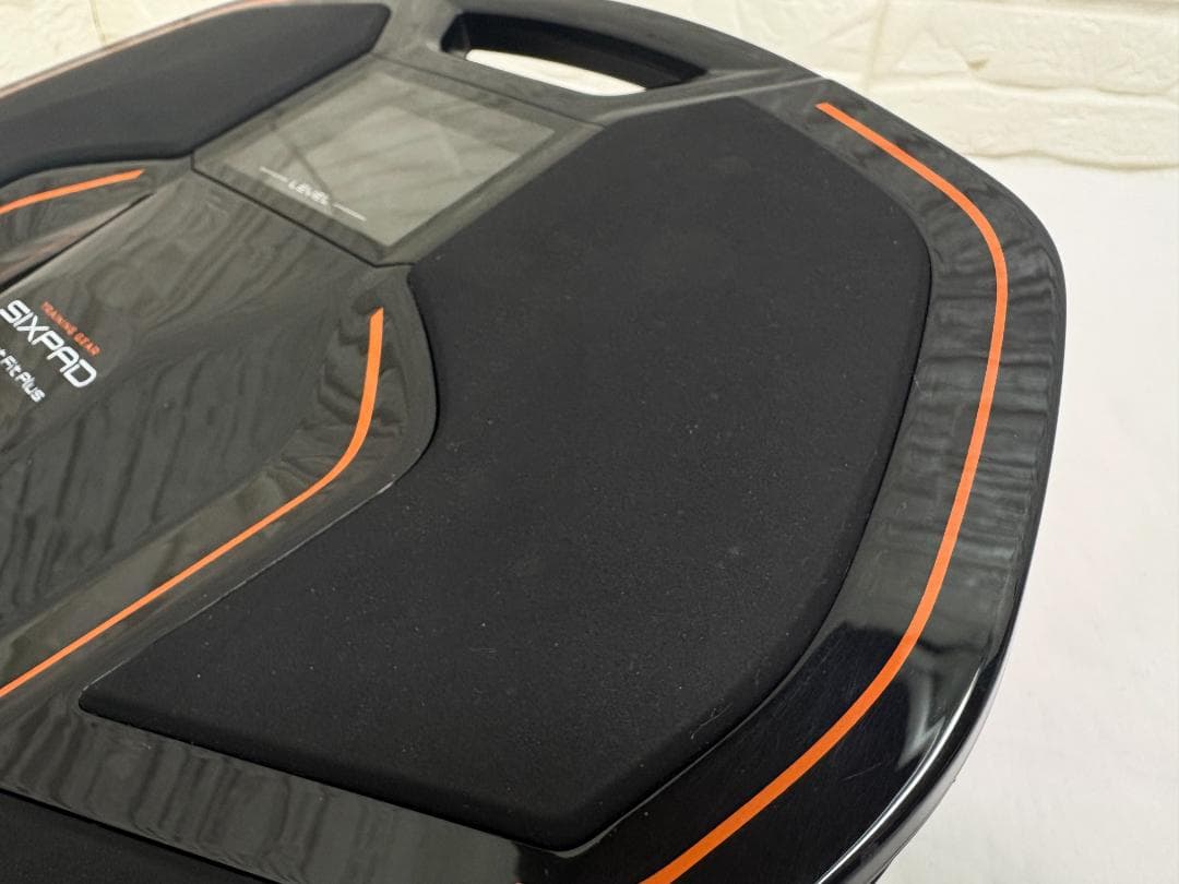 も*ー様 SIXPAD Foot Fit Plus フットフィットプラス SE-