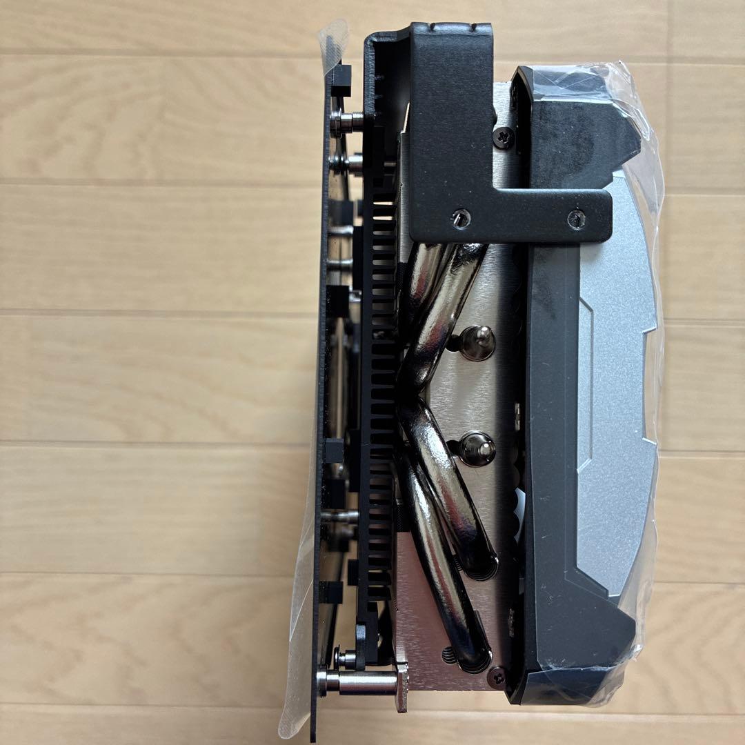 グラフィックボード　グラボ 4090 ヒートシンク　ファン　など