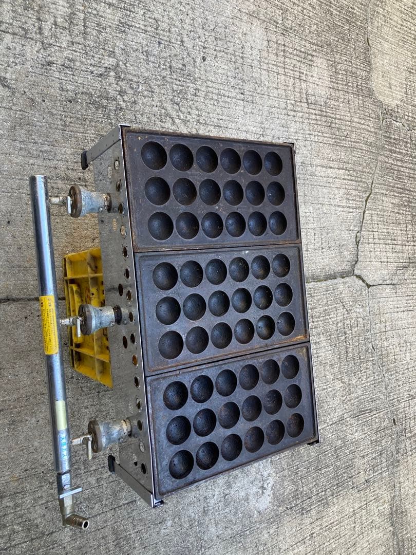 たこ焼き屋 天然ガス式 28個X3連84個と18個X3連54個のプレート付き