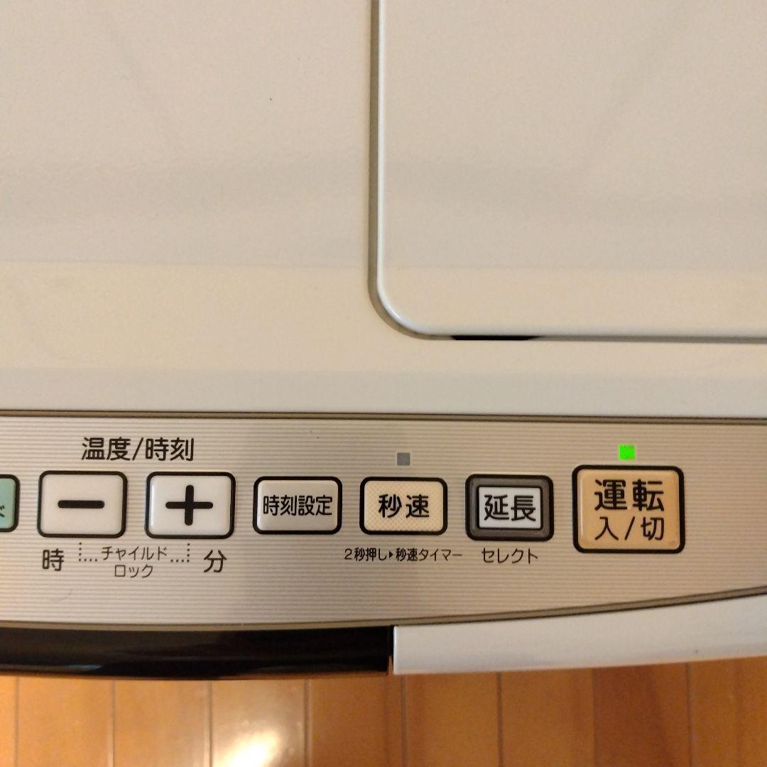 コロナ石油ファンヒーターFH-VX7318BY-W　19・26畳用　2018年製