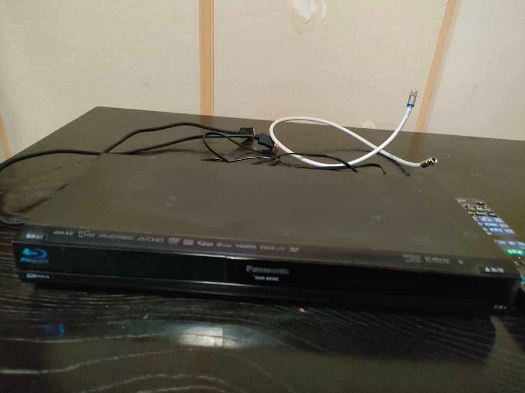 PanasonicDIGAブルーレイレコーダー DMR-BR585説明書リモコン