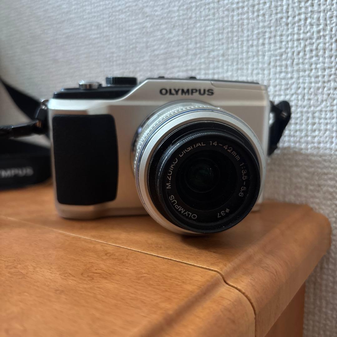 OLYMPUS PEN E-PL2 ミラーレス一眼 (本体)