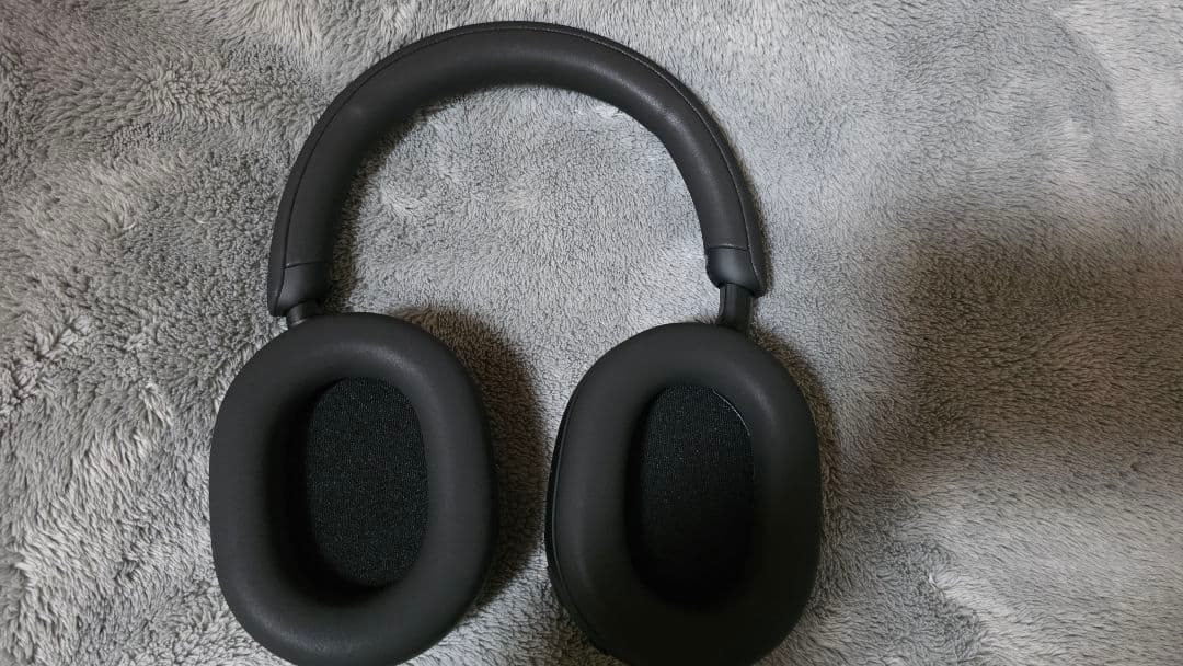 SONYソニー ワイヤレスヘッドホン ブラック WH-1000XM5/保証書あり