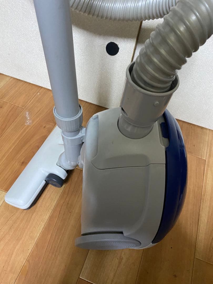 TOSHIBA 紙パッククリーナーVC-D50K(L) 東芝 掃除機