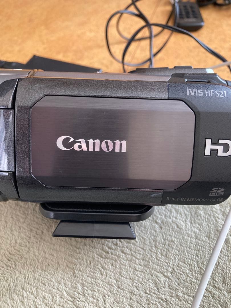 d*9様 Canon IVIS HF S21 ビデオカメラ 本体