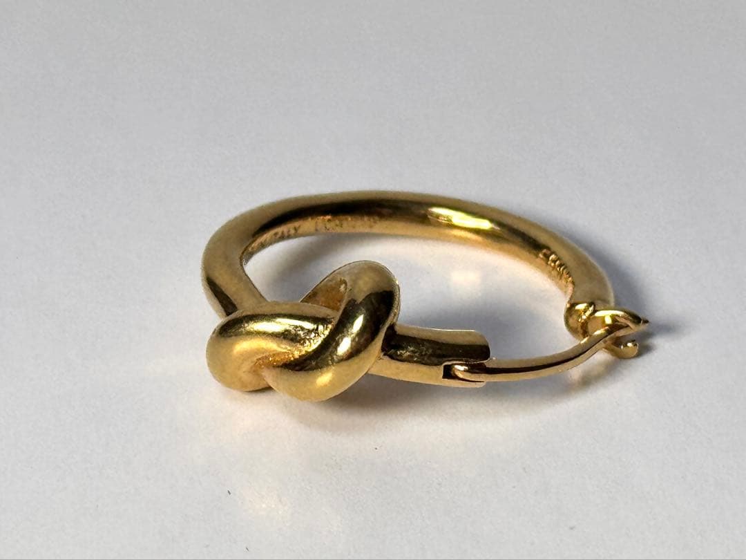 美品 CELINE ノットスモールフープ ピアス ゴールド定価69300円