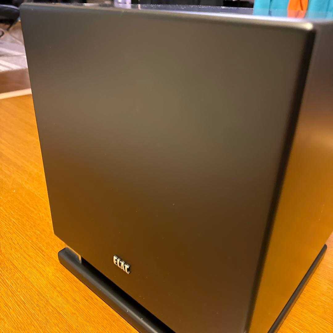ELAC Sub 2030 サブウーファー