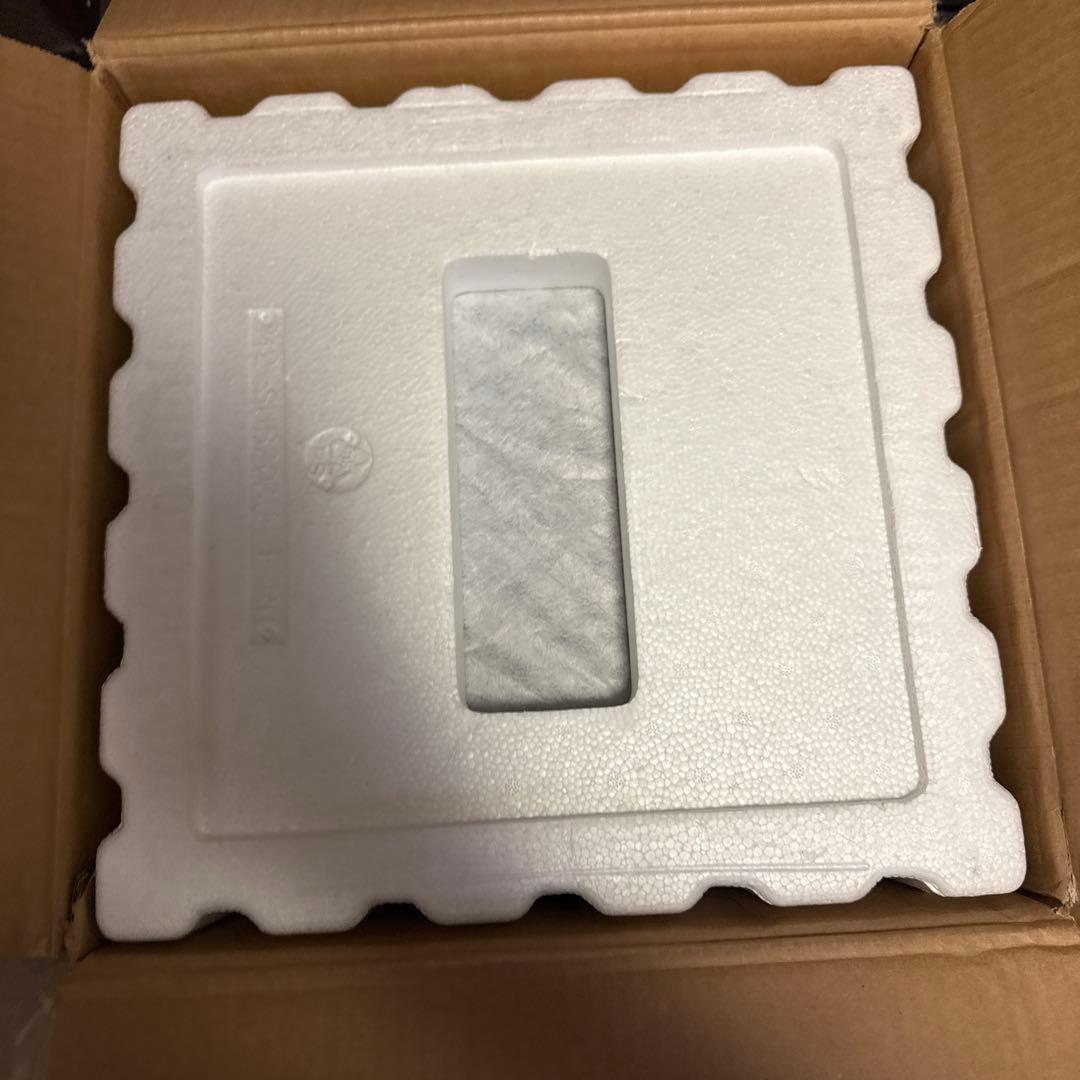 ELAC Sub 2030 サブウーファー