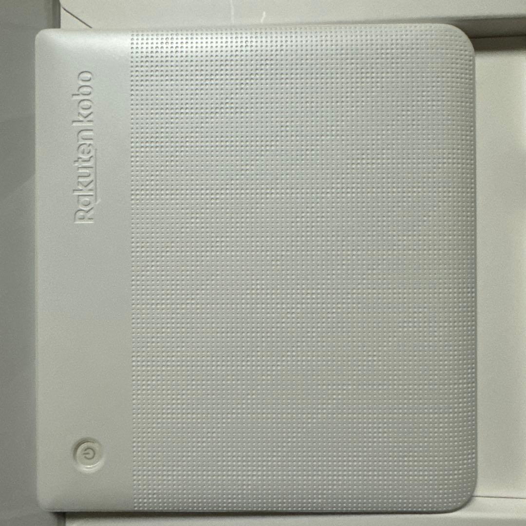 kobo kobolibra H2O 電子書籍リーダー