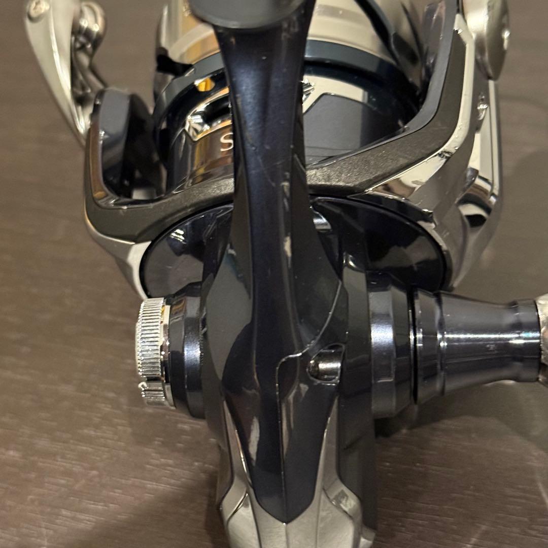 21ツインパワー　SW 8000HG スピニングリール