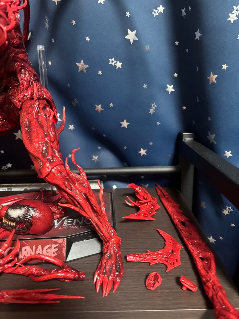 ホットトイズ カーネイジ ヴェノム フィギュア マーベル MARVEL