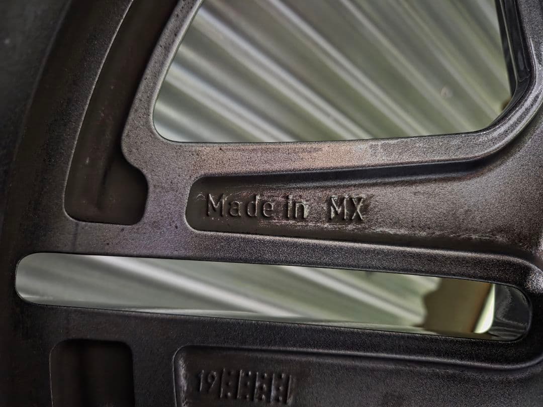 W167ベンツ GLE400dスタッドレスタイヤ AMG20インチ ホイール美品