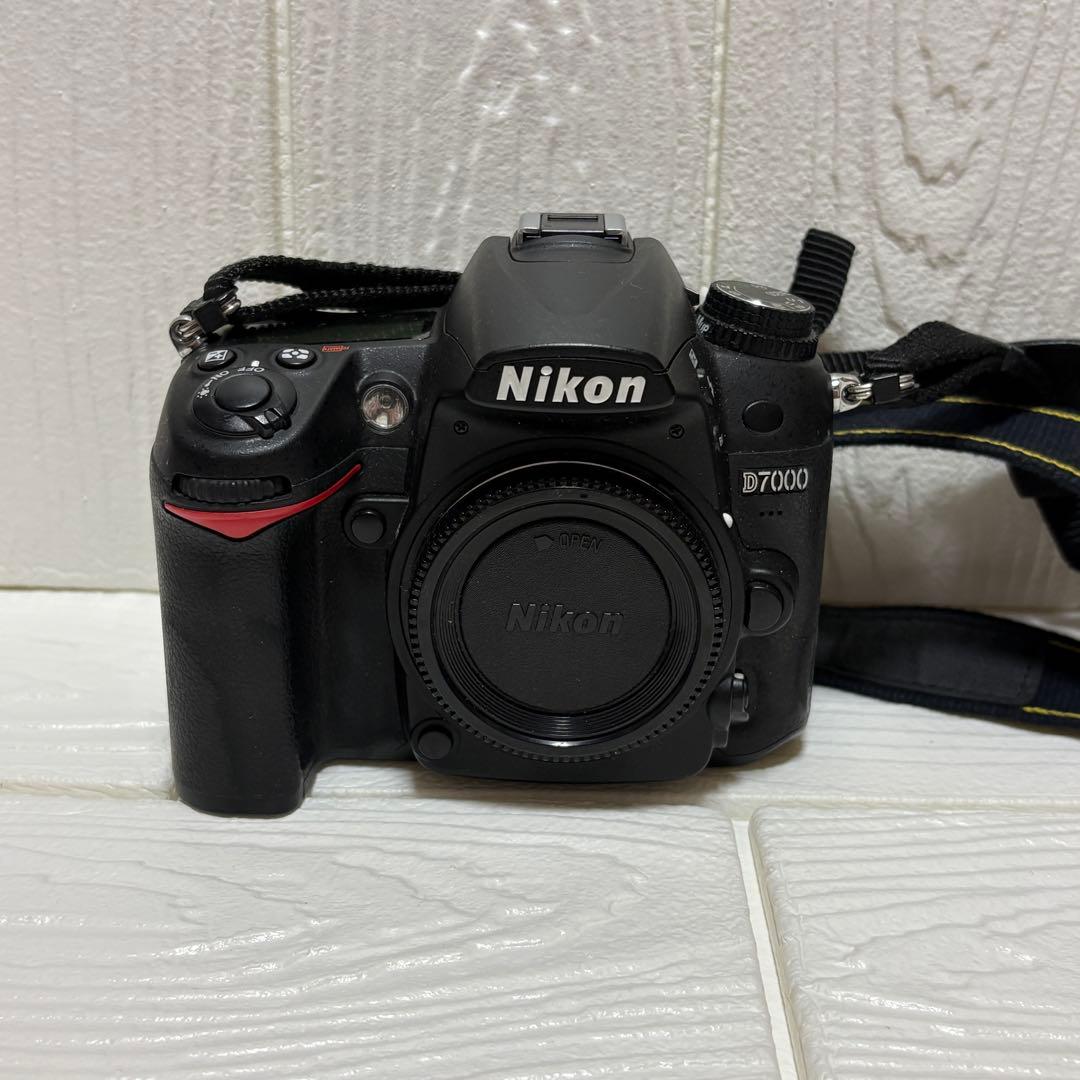 Nikon ニコン D7000 デジタル一眼レフカメラ