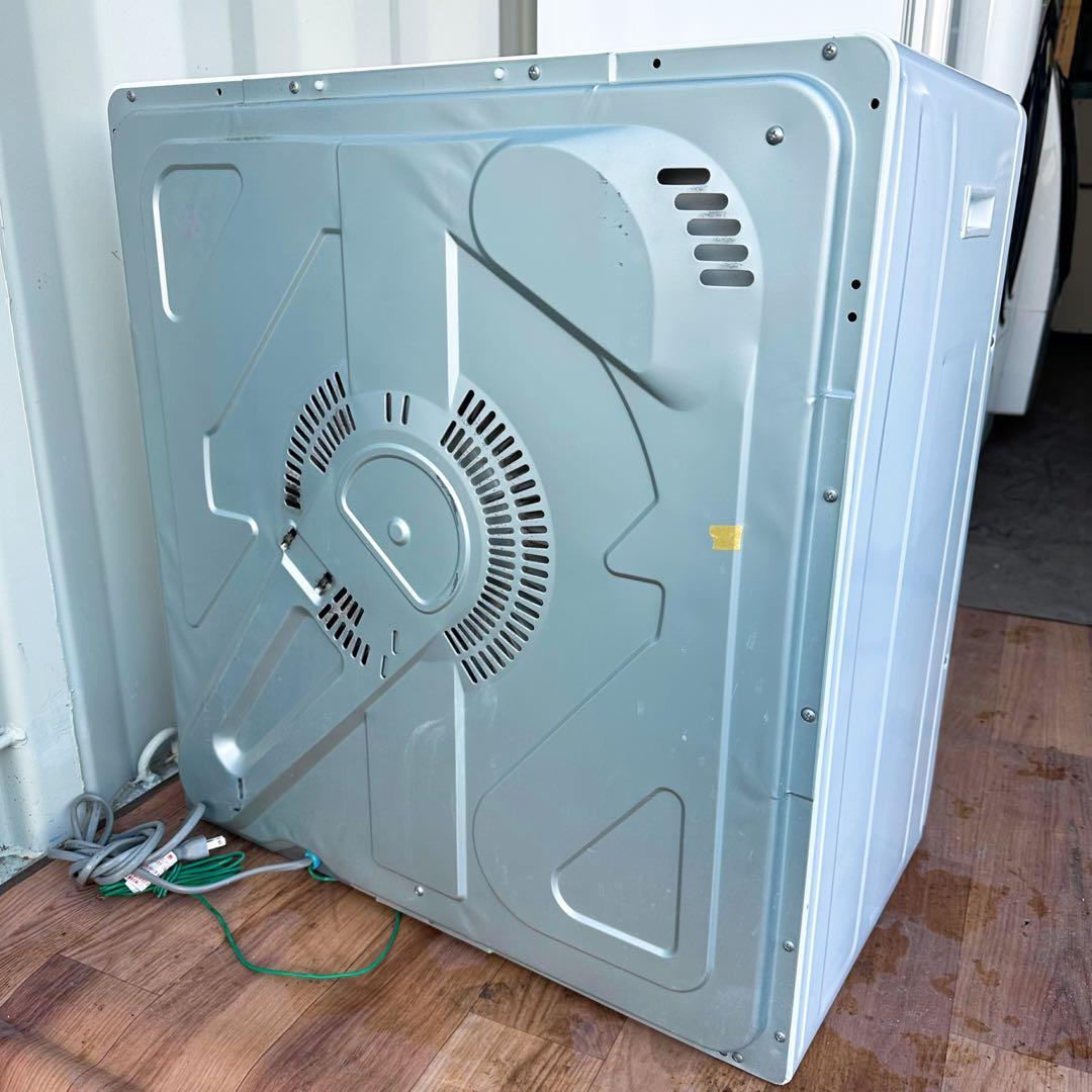 送料無料！大人気日立ふんわりガード搭載！おしゃれホワイト除湿型小型衣類乾燥機！