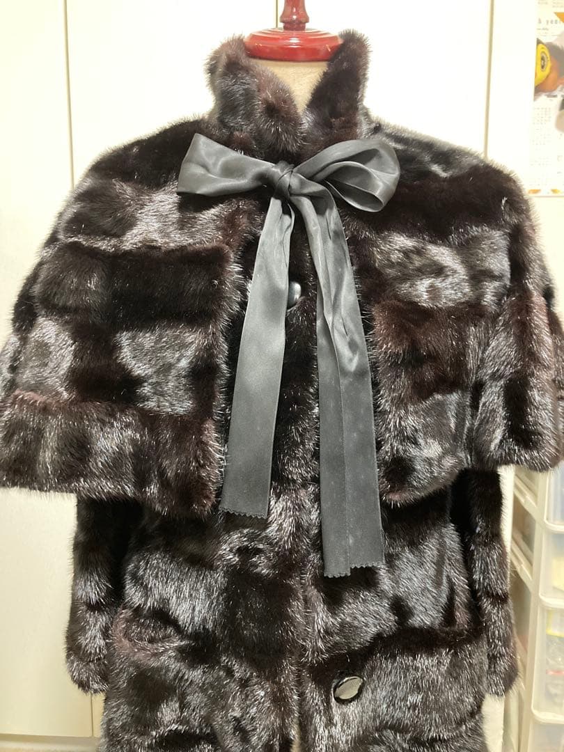 ニナリッチ　ケープ付きミンクファーコート