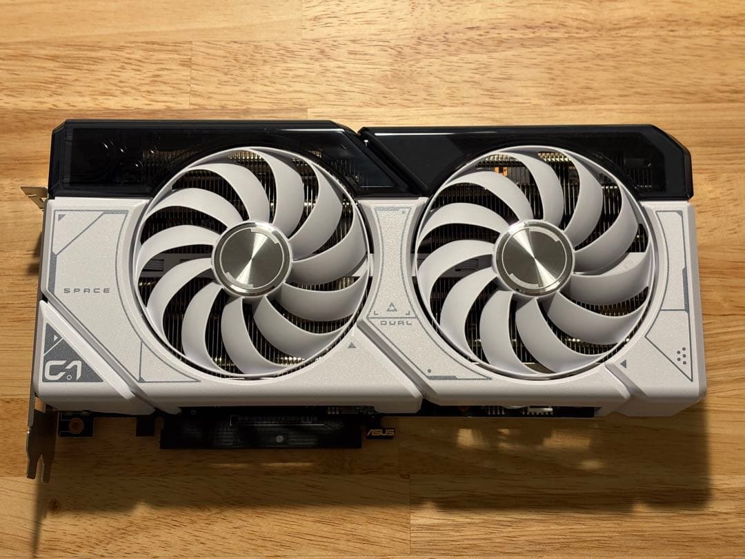 【故障品】ASUS Dual GeForce RTX4070 白 OC 12GB