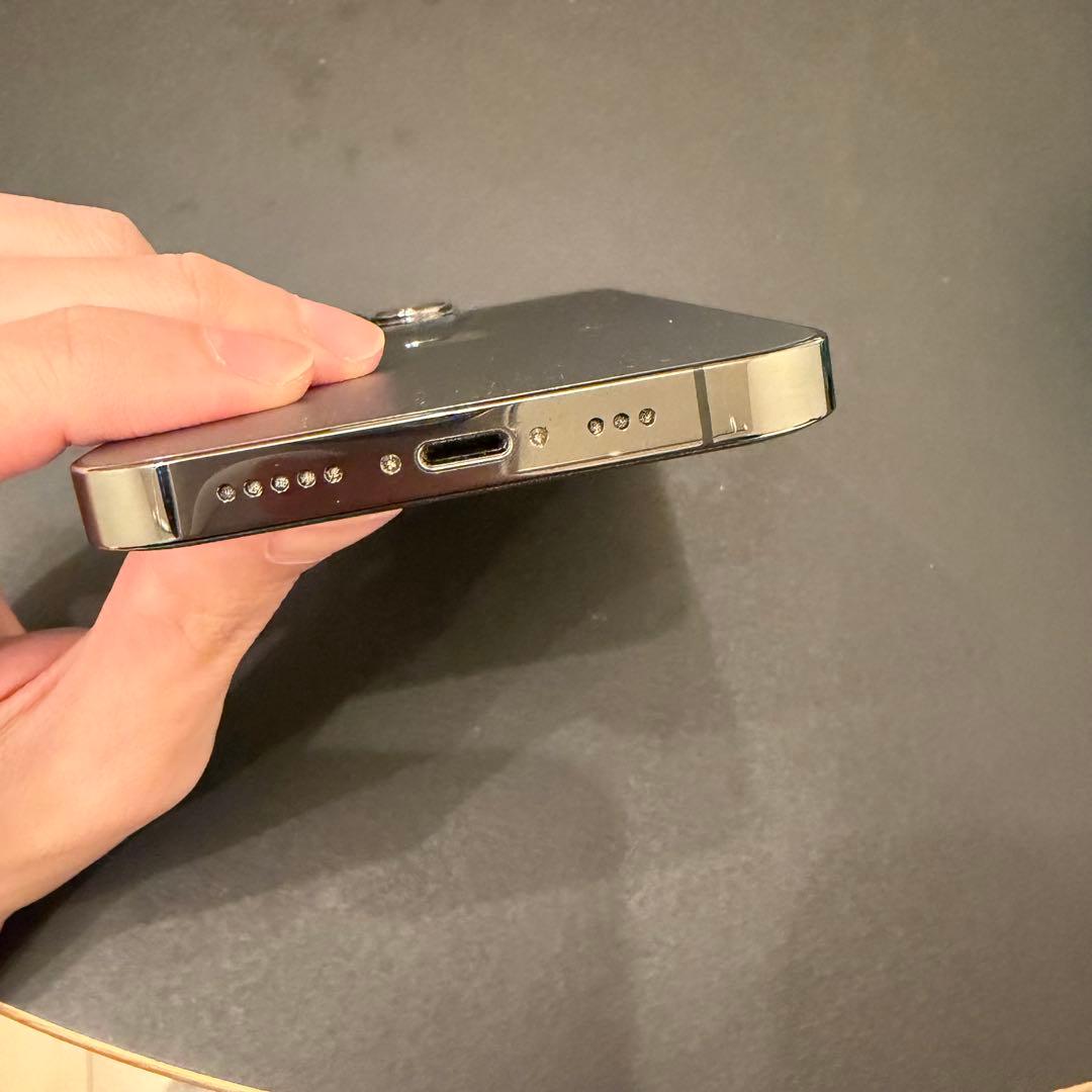 Apple iPhone 13 Pro グラファイト 外箱付き