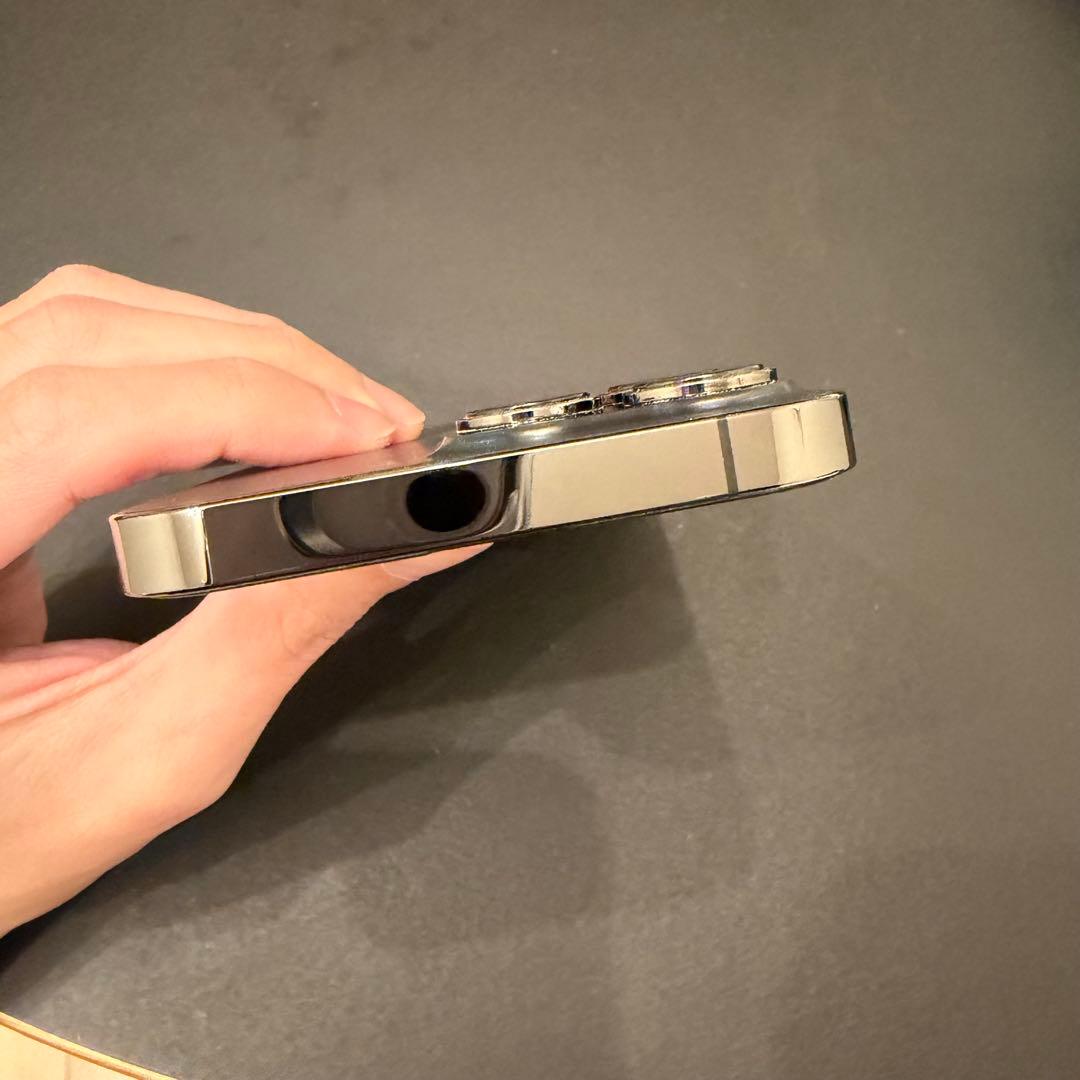 Apple iPhone 13 Pro グラファイト 外箱付き