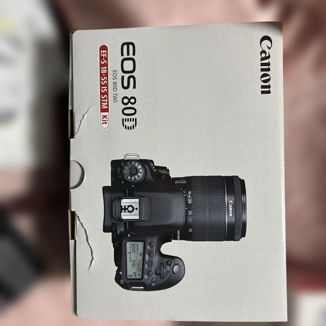 見品！Canon EOS 80D デジタル一眼レフカメラ　ダブルレンズキット