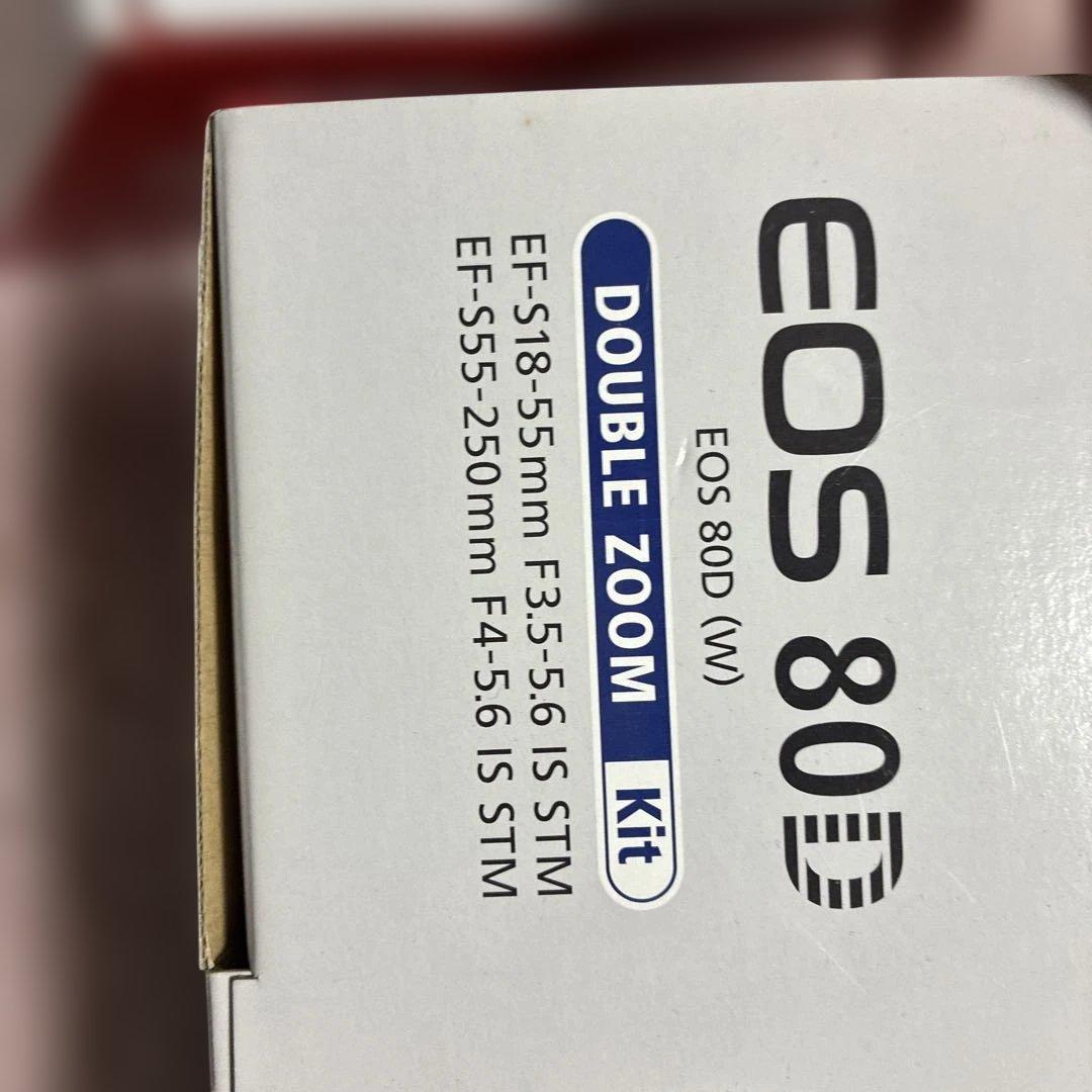見品！Canon EOS 80D デジタル一眼レフカメラ　ダブルレンズキット