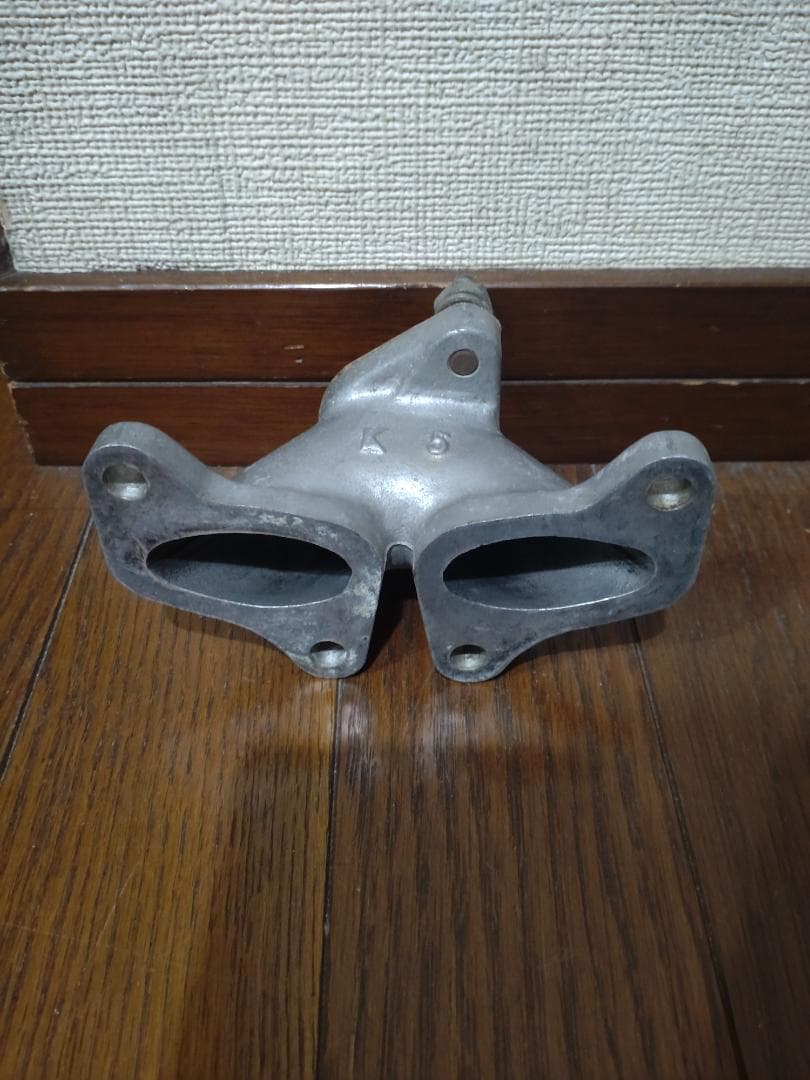 富士重工☆スバル360☆キャブレター受け皿＆マニホールド