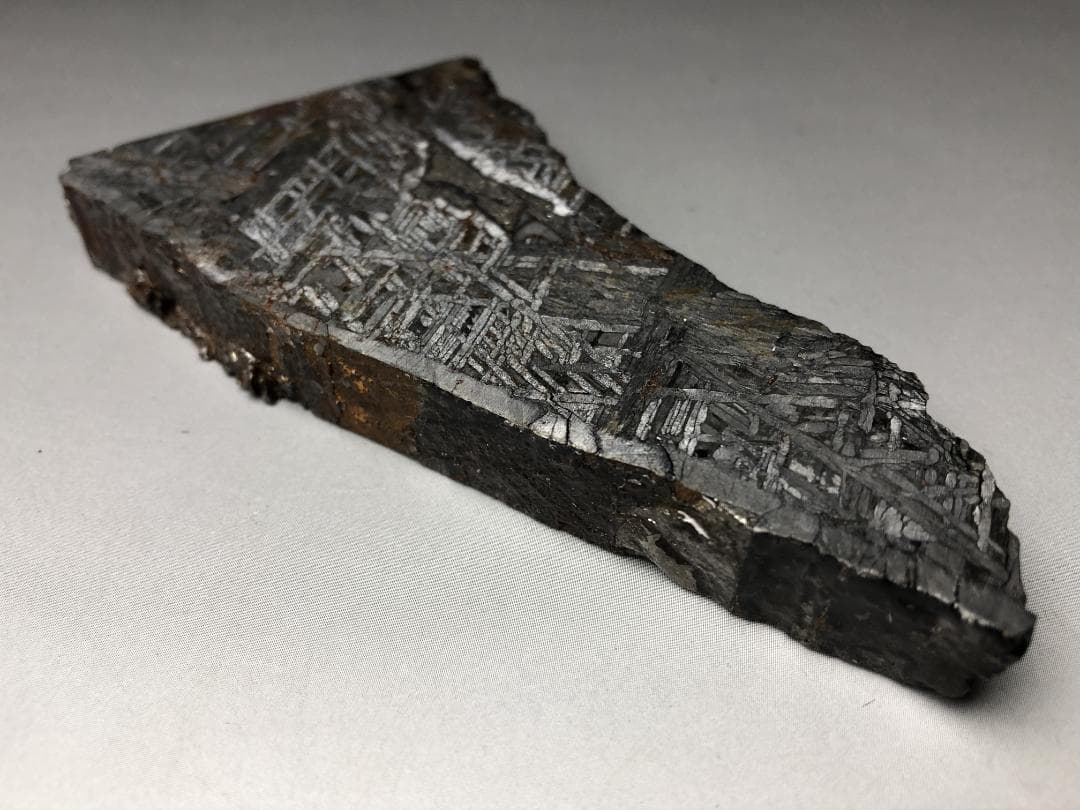 アルタイ隕石　 鉄隕石　メテオライト鉄隕石　原石 　重さ約286ｇ