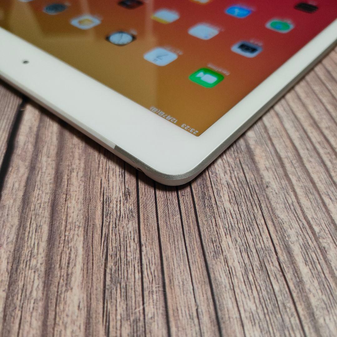 iPad 第7世代 128GB SIMフリー 美品